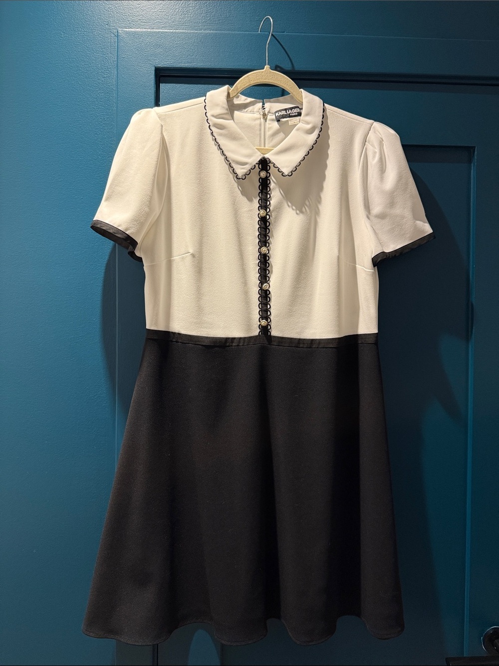 Karl Lagerfeld Black and White Pearl Button Dress Size 14